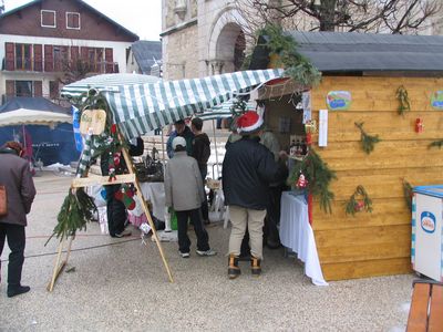 A l'abri sous la bâche !