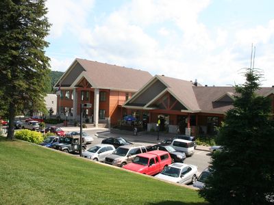 la mairie de plus près !